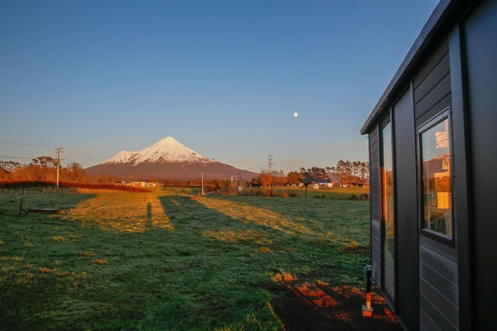 Taranaki Creekside Kea By Tiny Away Βίλα Stratford Εξωτερικό φωτογραφία