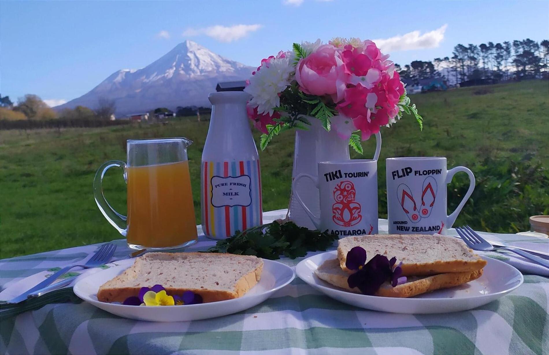 Taranaki Creekside Kea By Tiny Away Βίλα Stratford Εξωτερικό φωτογραφία